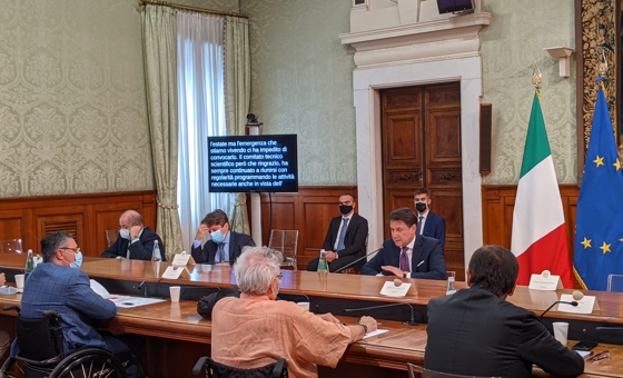 foto riunione