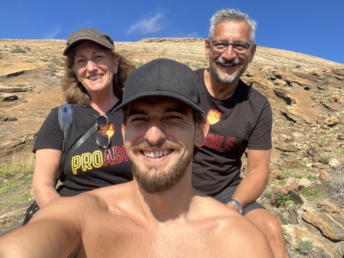 Arturo Mariani con mamma Gianna e papà Stefano
